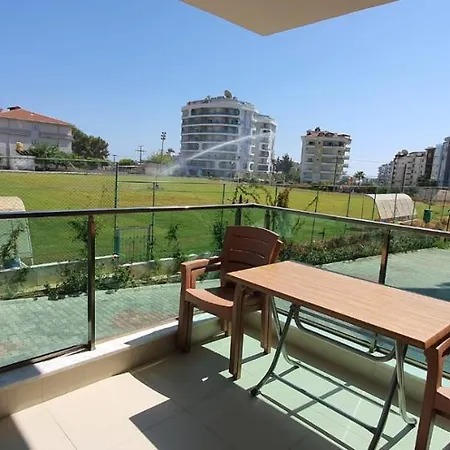 апартаменты-студия в Olive Garden с инфраструктурой 5* Apartment *